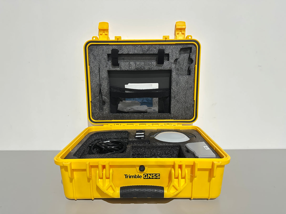 R580 CM GNSS Rover